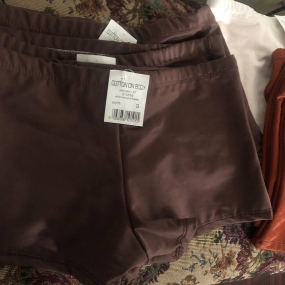 8 Short Shorts Bundle - New W Tags - Picture 2 of 2